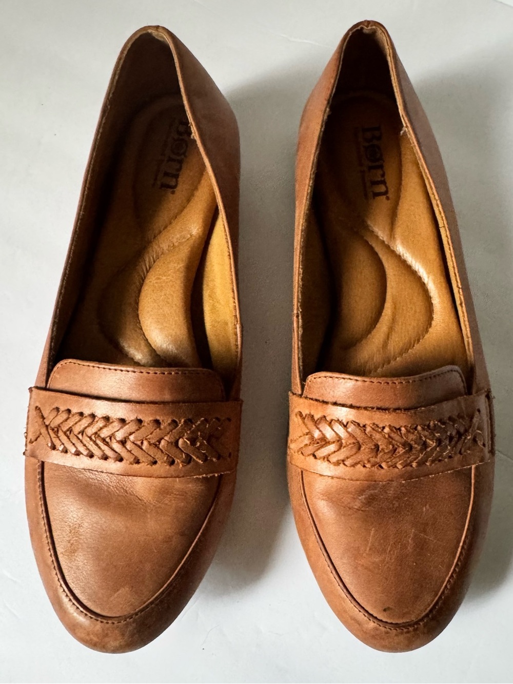 Born Women’s 9.5 Brown Leather Braided Flats Leather Slip-On Round Toe Comfort